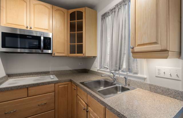 37 Summit Avenue - 2Unit 2