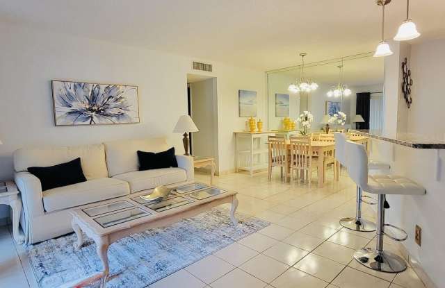 7527 S Oriole Boulevard unit: 103