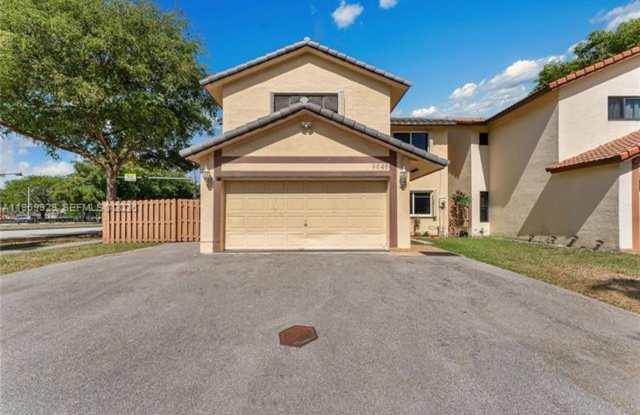 9646 SW 151st Ave # 1 MIAMI, FL 33196