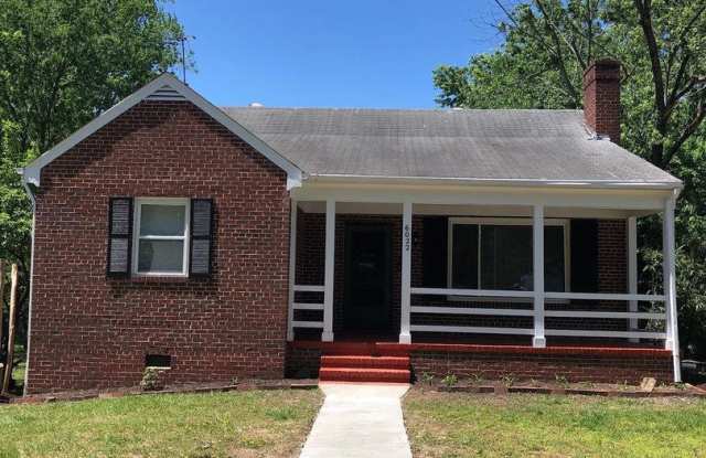Photo of Adorable 3 bdrm/1.5 bath Home on a Corner Lot Across From Belmont Golf Course in Lakeside!