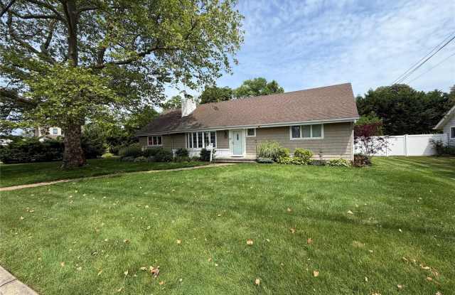 3 Deeringwood Lane
