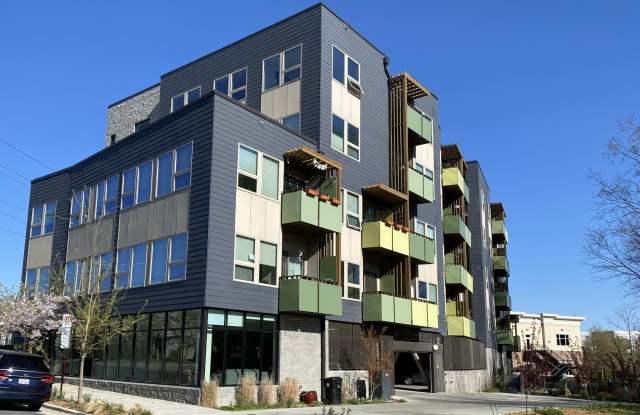 Photo of 610 Trent Drive - 403Unit 403