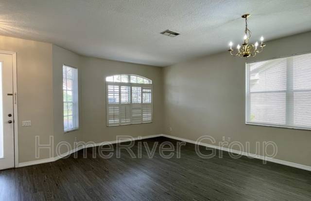 5510 Terrain De Golf Dr