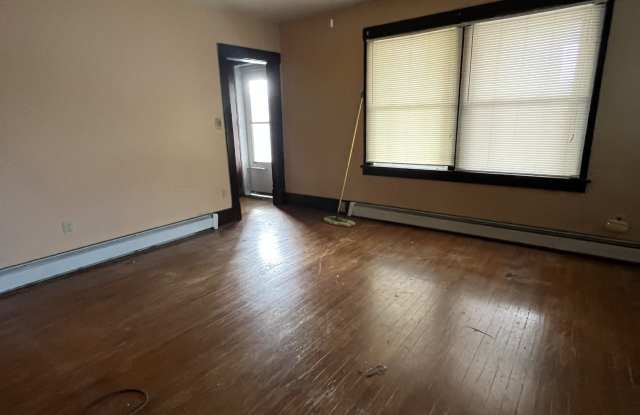 534 Cavitt Avenue - Lower