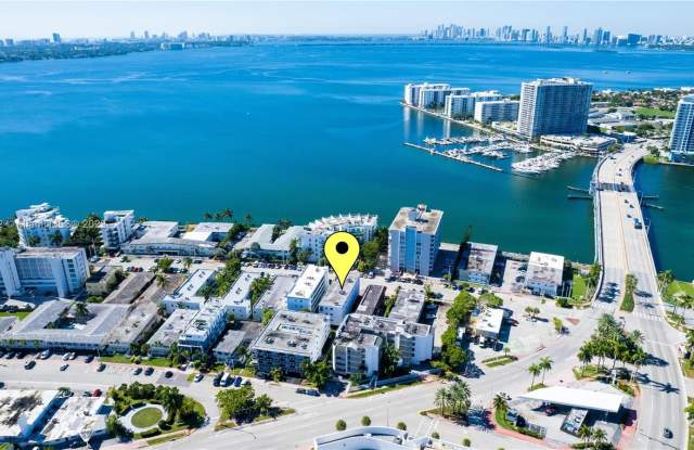 2011 Bay Dr