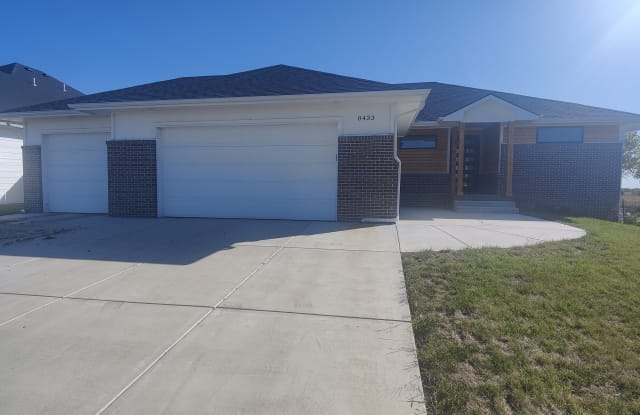 8433 E Bradford St - 8433 East Bradford Street, Wichita, KS 67037