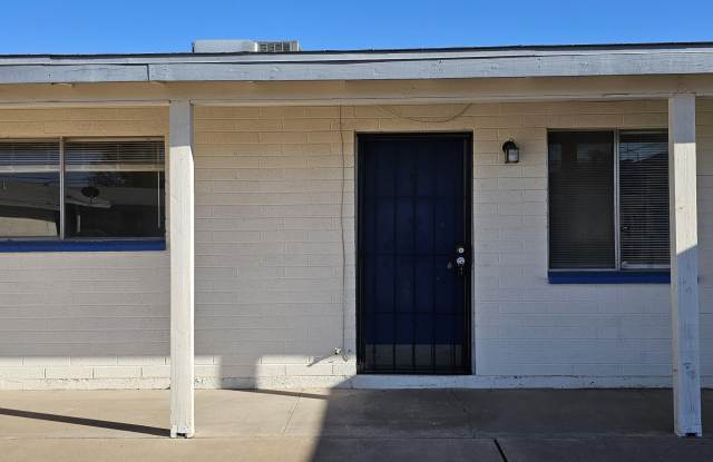 Photo of 104 S ALLEN --