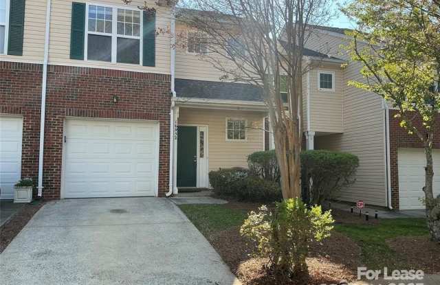 Photo of 16952 Commons Creek Drive