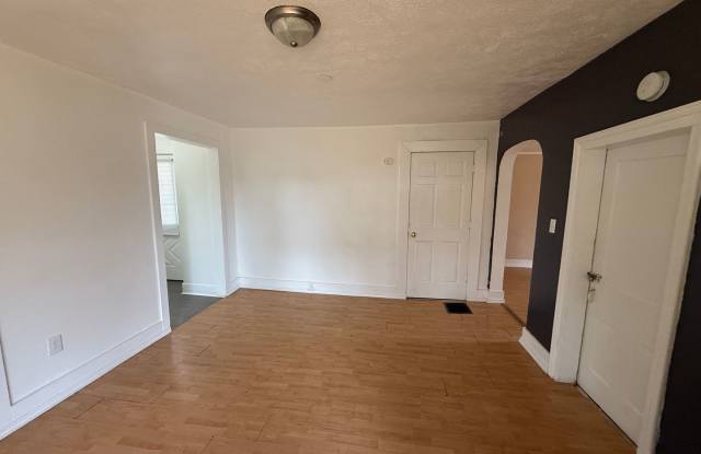 Large Duplex Available 6BD 2 BTH