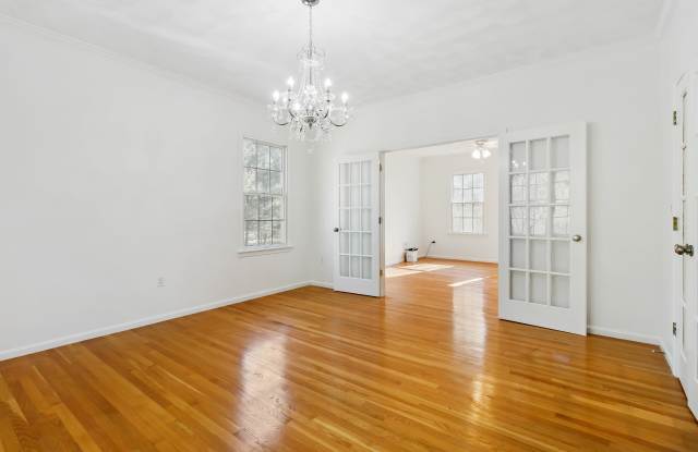 Photo of 244 Georgetown Road