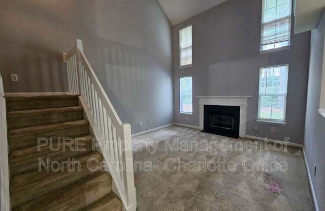 Photo of 10035 University Park Lane