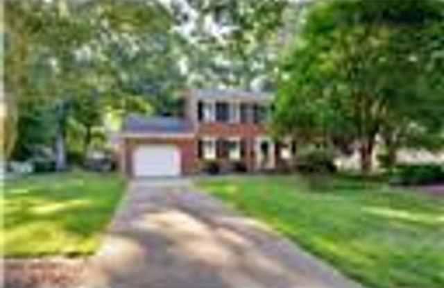 136 Stage Road - 136 Stage Road, Newport News, VA 23606