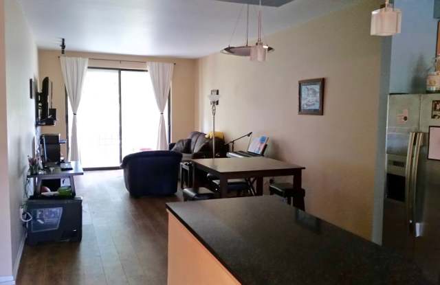 Photo of Cozy Condo in Desirable Kings Ridge Neighborhood