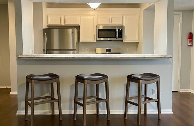 9397 London Tower Court unit: 506