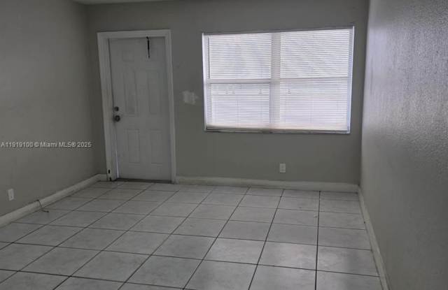 Photo of 4019 NW 31st Ave