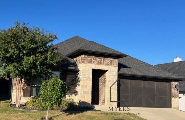 Photo of 1412 Town Creek Cir