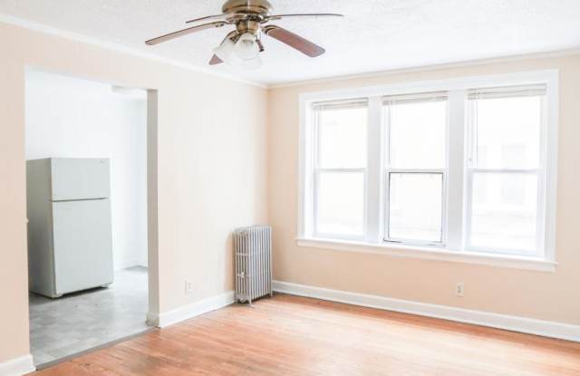 5931 North Northwest Highway