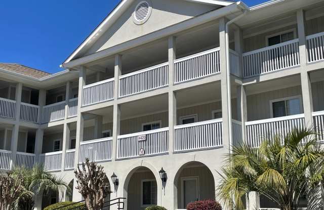 Photo of Four-month rental - Furnished Two Bedroom Condo at Eastport on Waterway!