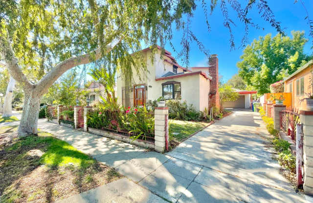 Photo of Newly remodeled two story 3 Bed + 2 Bath House + Office + Loft  large backyard