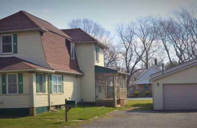 215 S 9th Street