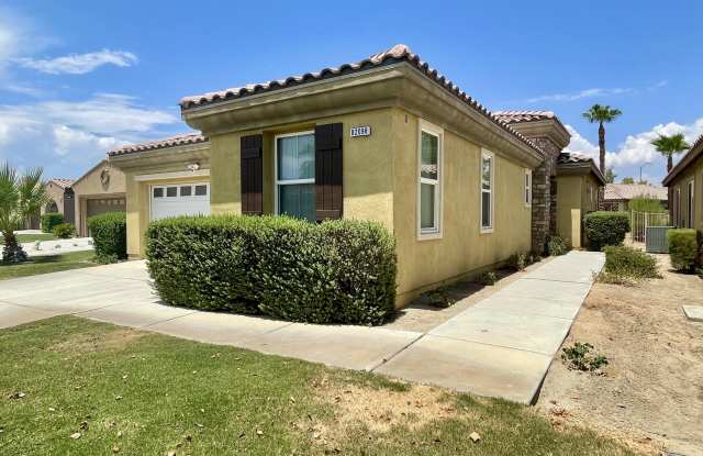 82098 Travolta Avenue