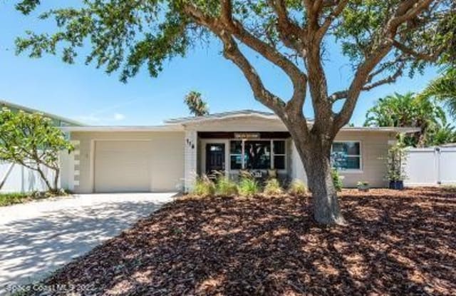 118 E Osceola Lane