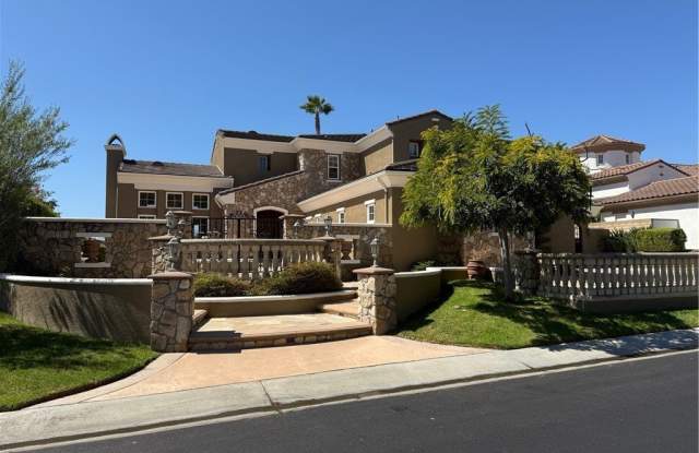 2540 N San Miguel Drive