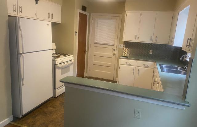 4803 Southern Boulevard - 1