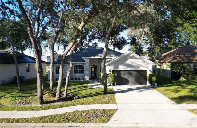 Photo of 2560 TALL MAPLE LOOP