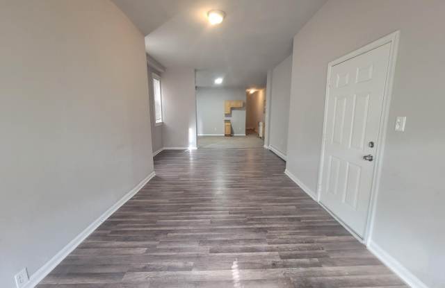 Photo of 509 E WASHINGTON LANE
