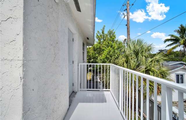 10410 Northwest 28th Avenue