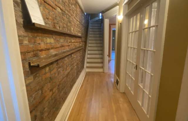 125 N 9th Ave E. - Charming 3-Bedroom, 1.5 Bathroom Home in Duluth! 