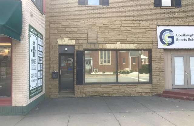 Photo of 596 National Road