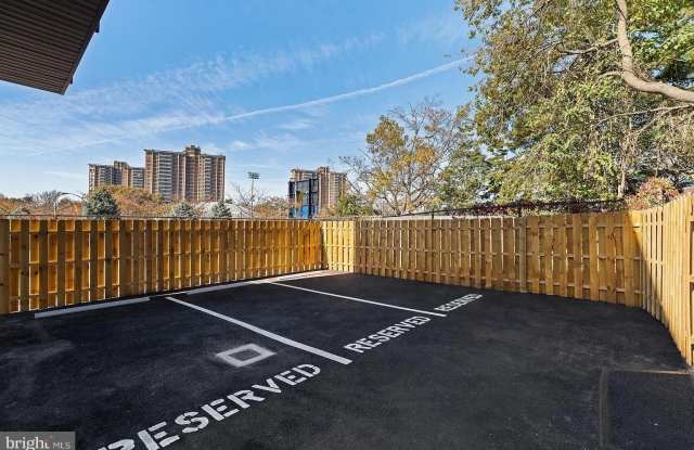 4225 POWELTON Avenue unit: 2