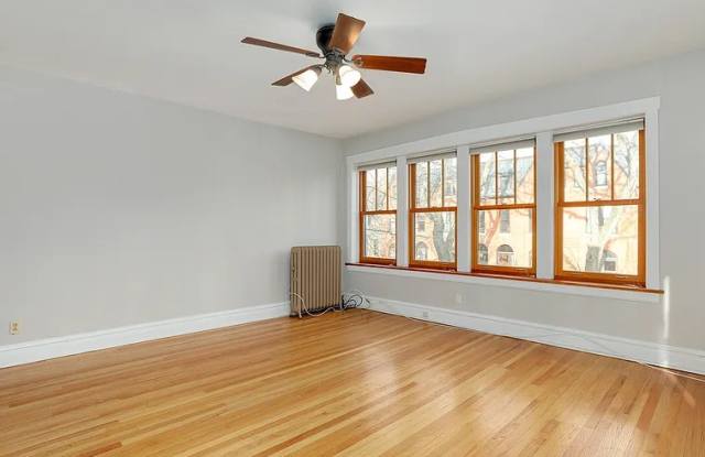 835 W Belden Ave # U2