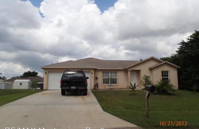 741 Swan Ave - 741 Southwest Swan Avenue, Port St. Lucie, FL 34983