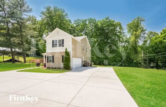 4707 Sweetbriar Road - 4707 Sweetbriar Road, Greensboro, NC 27455