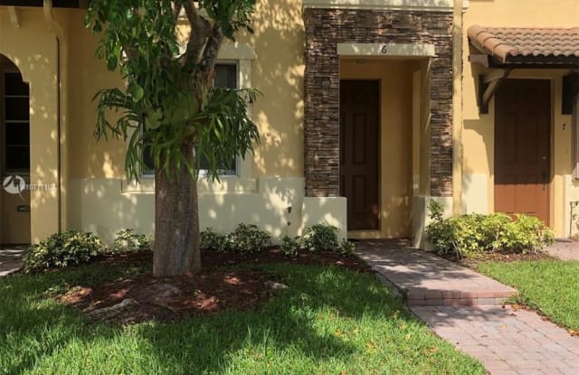 9323 SW 227th St - 9323 Southwest 227th Terrace, Cutler Bay, FL 33190