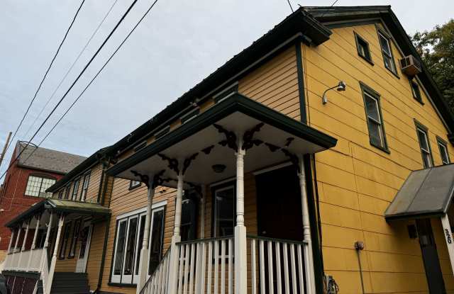 320 W Stephen ST Apt B