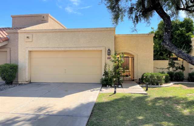 2674 N El Dorado Dr