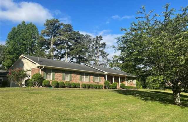 5416 N Richland Creek Road
