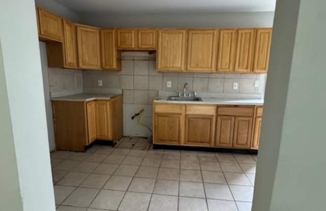 943 West 3rd Street - 1