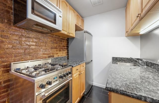 425 E 78th Street - 425 East 78th Street, New York City, NY 10075