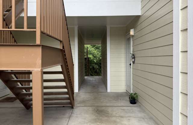 513-10 Meadowland Ct