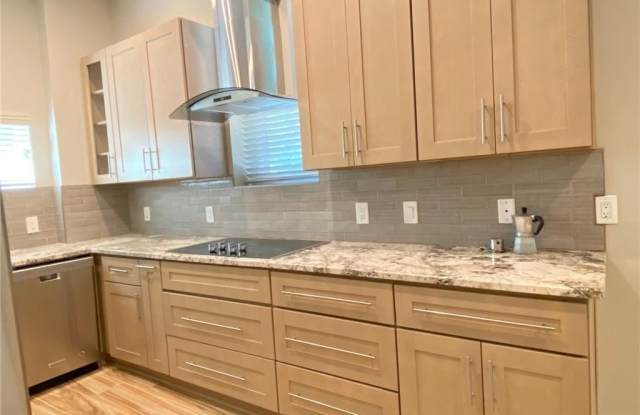 Photo of 1566 New Street NE unit: A