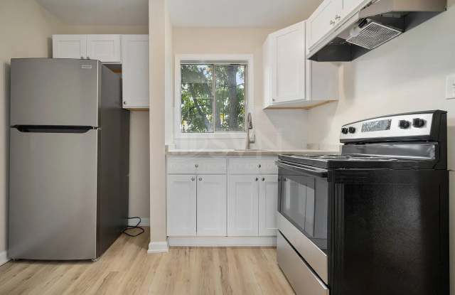 8 S Reed Ave - G4