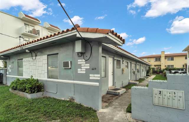 Photo of 634 SW 10th St