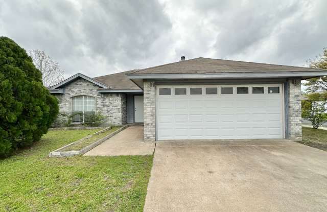 Viewable April 5th! Dogs Accepted! - 2910 Woodlands Drive, Killeen, TX 76549