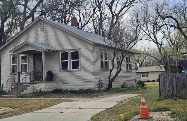 1237 N Smith St - 1237 North Smith Street, Wichita, KS 67212