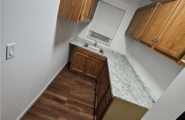 58 Lilac Street unit: 1